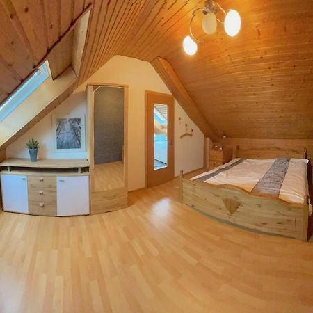 Geraeumiges Maisonette Apartment Todtmoos Eksteriør billede